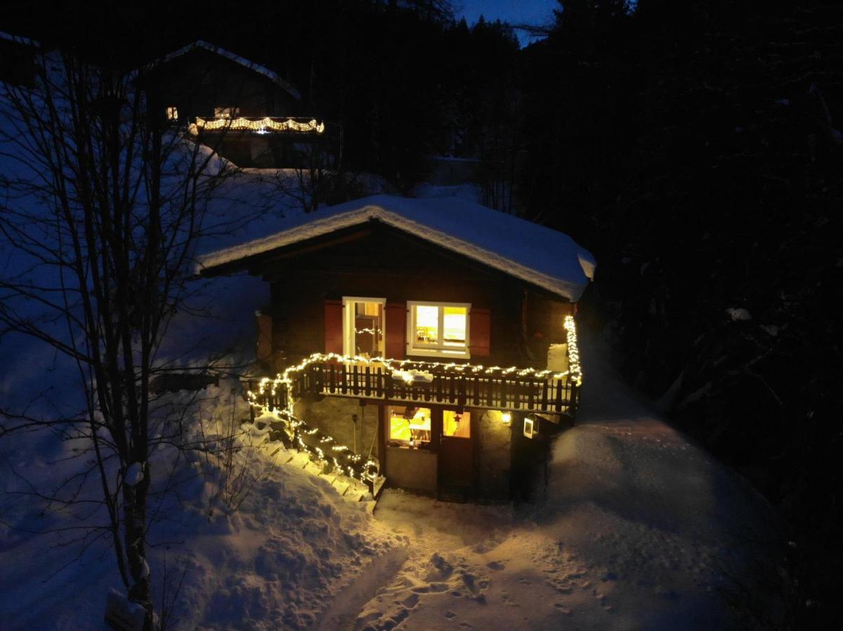 Petit Chalet Rustique Et Bucolique Bovernier Zewnętrze zdjęcie
