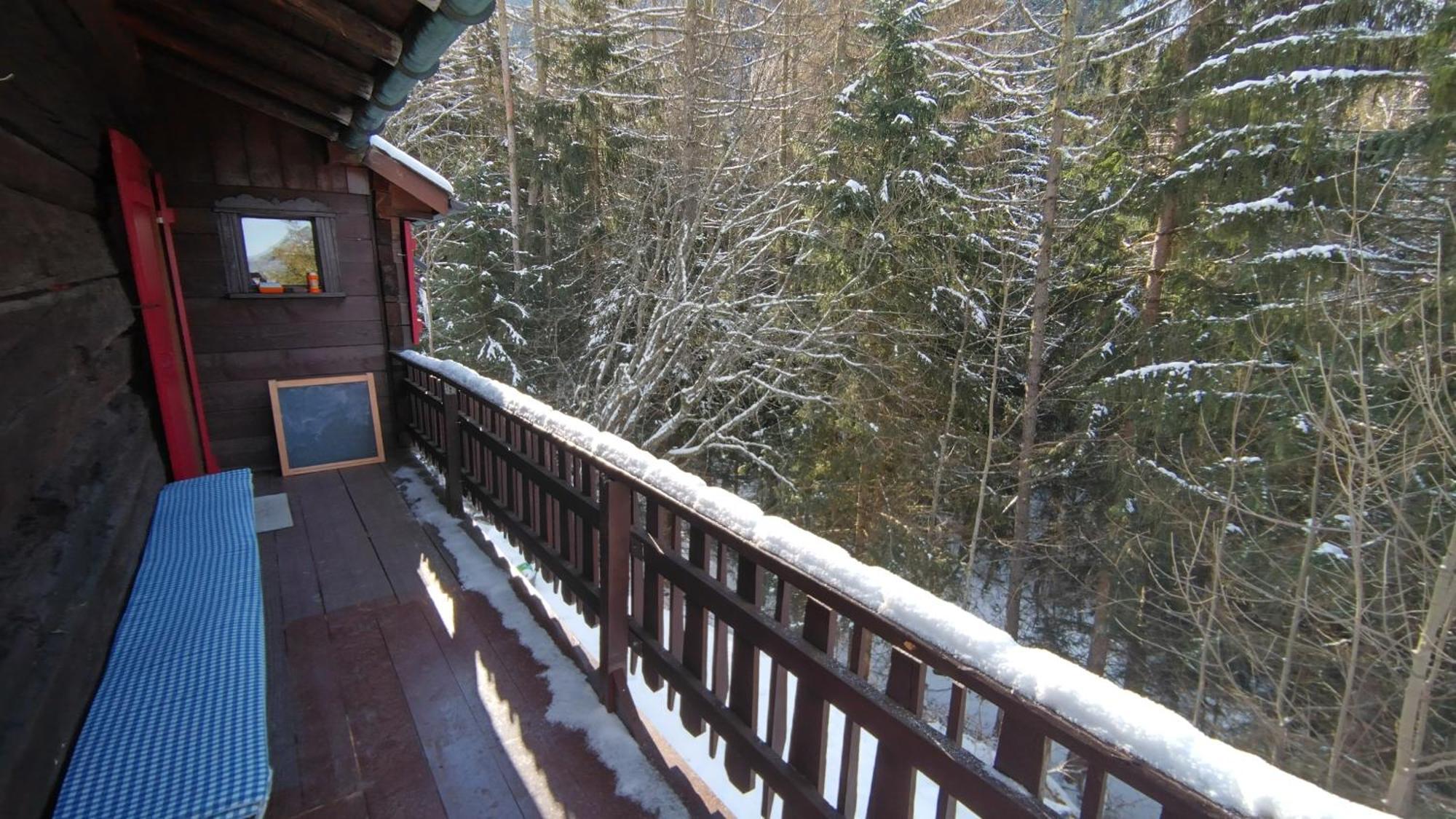 Petit Chalet Rustique Et Bucolique Bovernier Zewnętrze zdjęcie