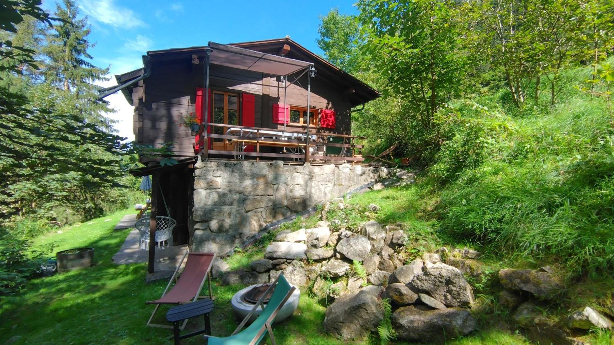 Petit Chalet Rustique Et Bucolique Bovernier Zewnętrze zdjęcie