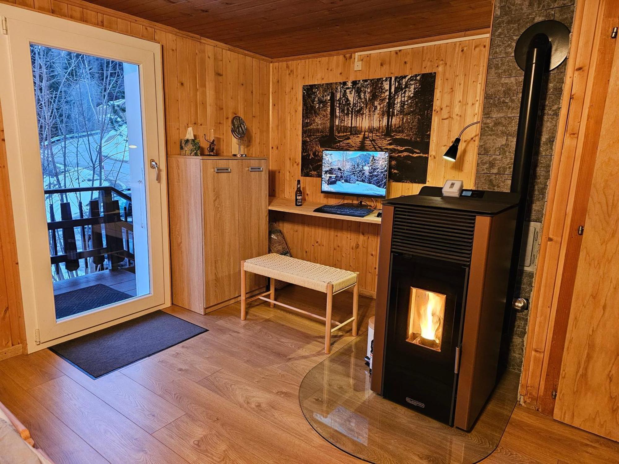 Petit Chalet Rustique Et Bucolique Bovernier Zewnętrze zdjęcie