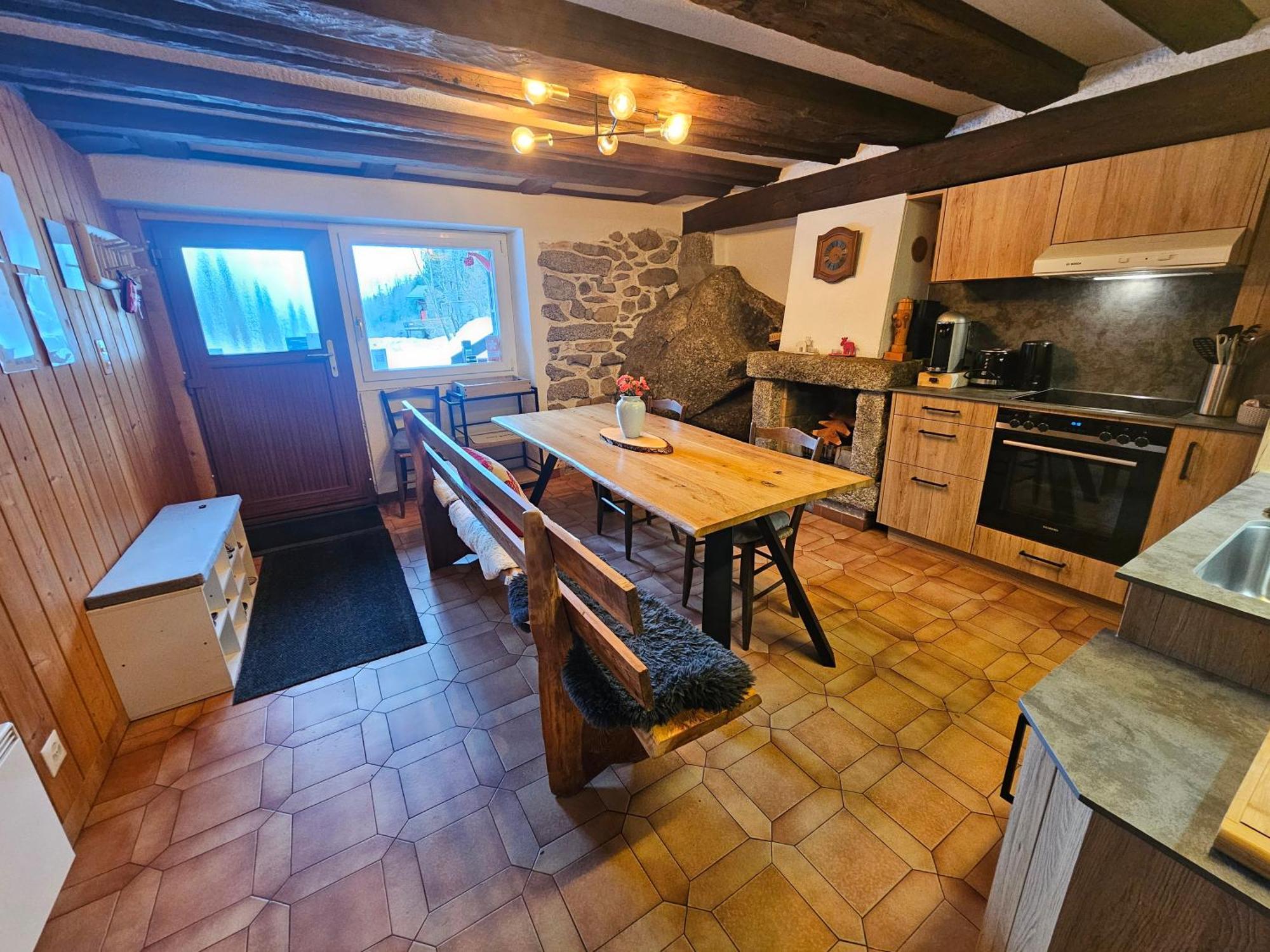 Petit Chalet Rustique Et Bucolique Bovernier Zewnętrze zdjęcie